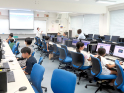 公開講座「Scratchプログラミング講座」実施