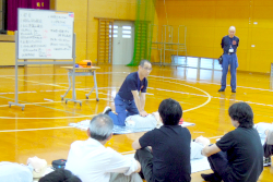 熊本キャンパス教職員対象の救急救命訓練