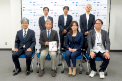 一般財団法人 高専人会 様からの「寄附金贈呈式」を実施